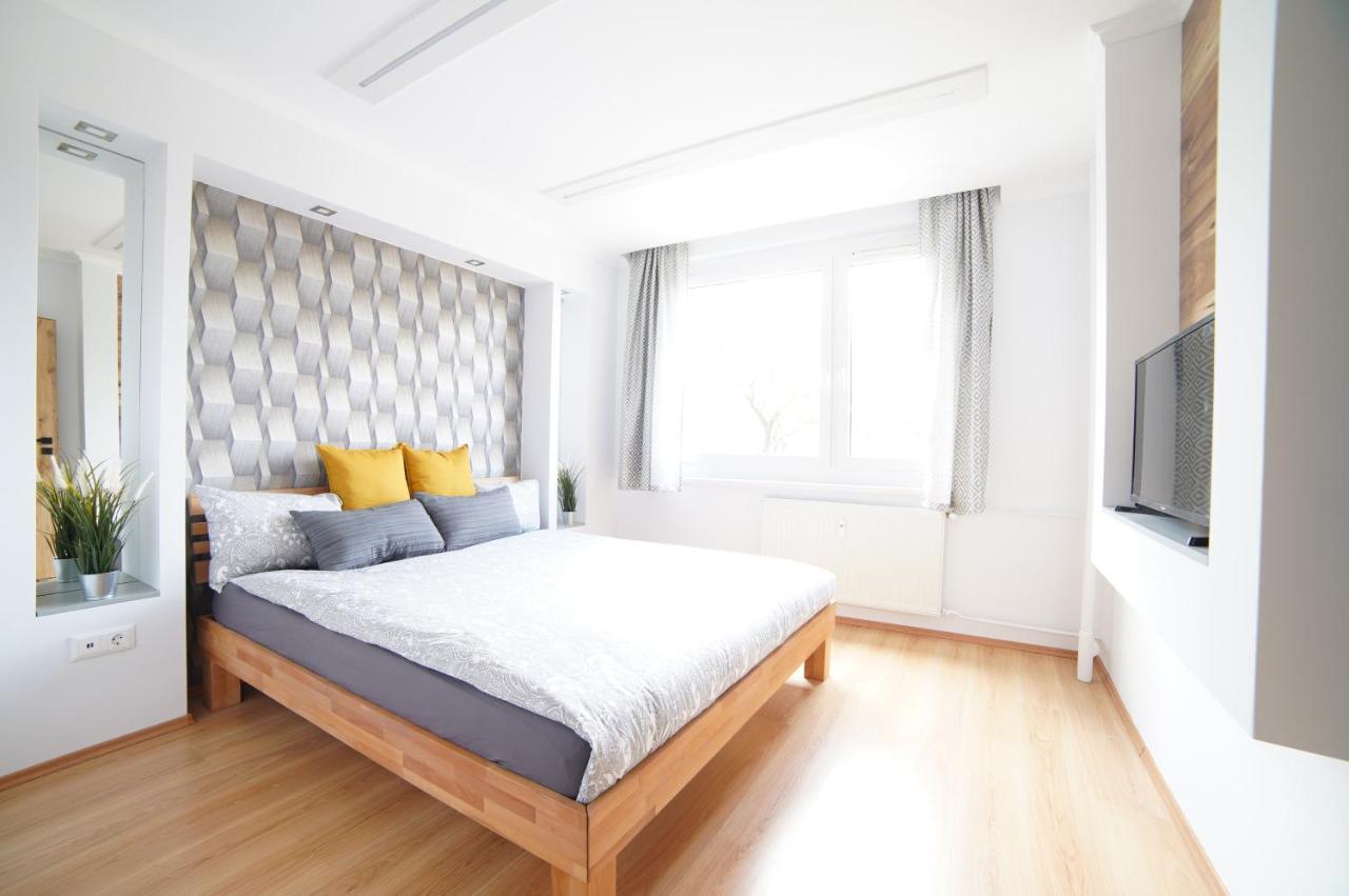 מישקולץ Comfort 66 - Real-Life 3-Room Family Stay With 4 Beds מראה חיצוני תמונה